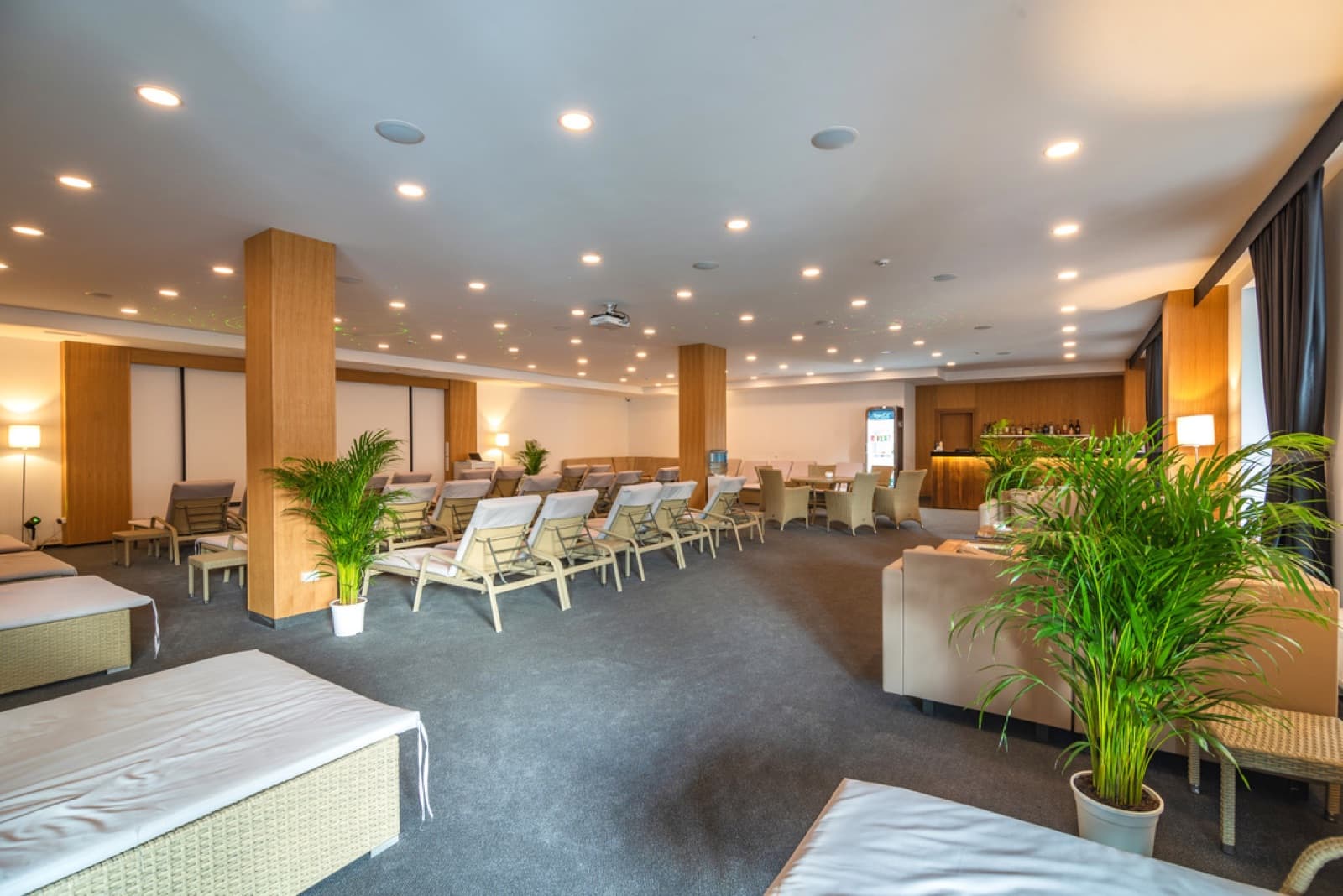 Karpatski Hotel & SPA вигляд
